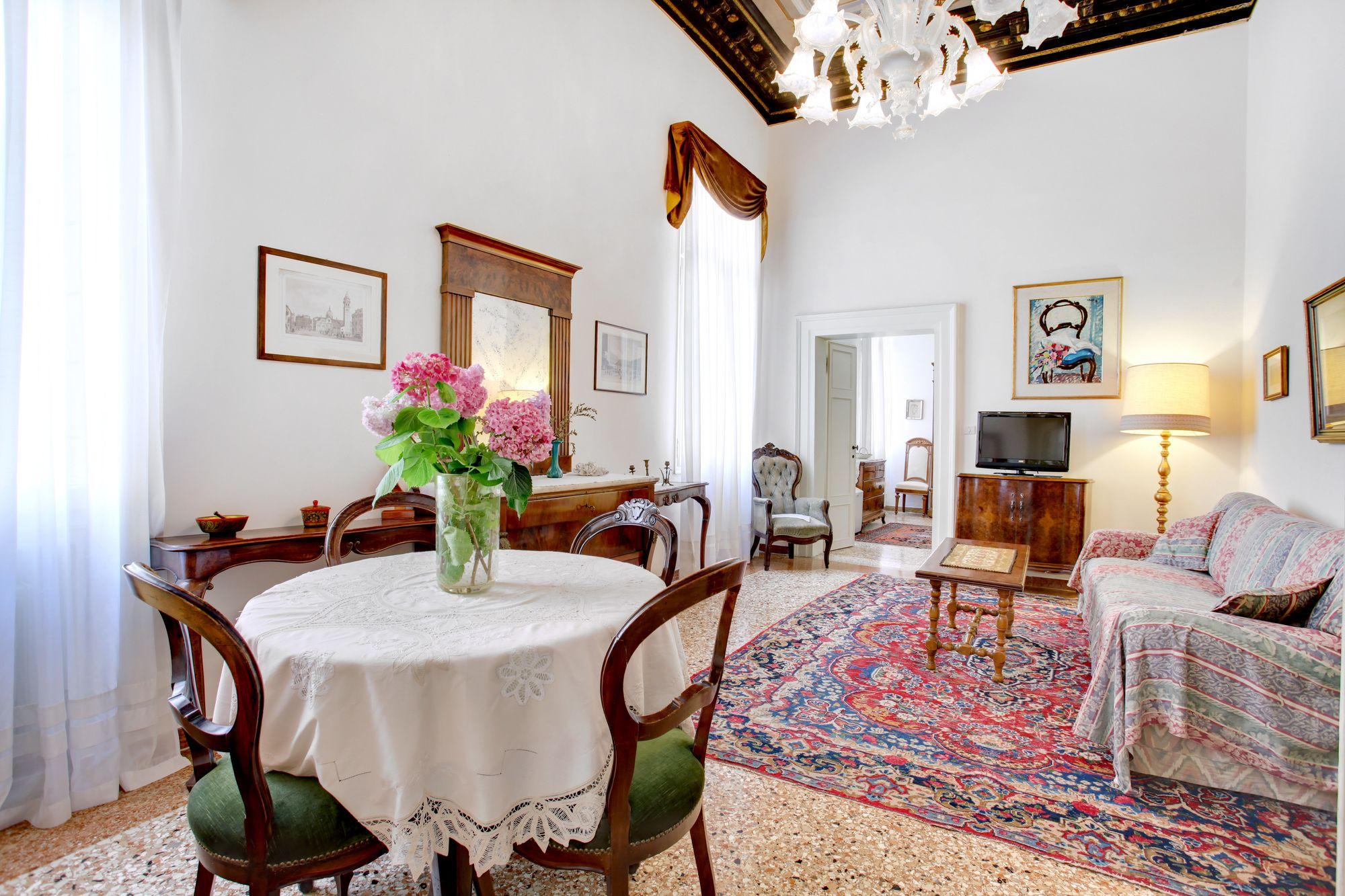Testa - Wr Apartment